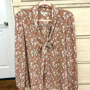 Woman blouse size large used